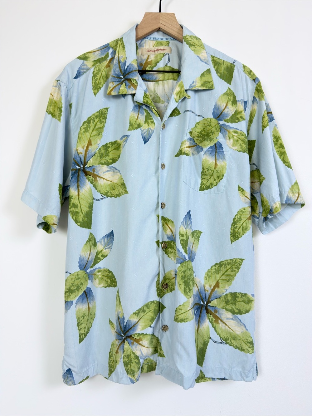 Tommy Bahama 100% Silk Light Blue Tropical Leaf Button-Down Shirt